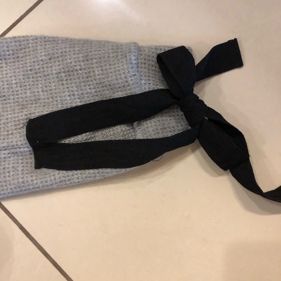 Grey Tie Sleeve Top Sizes S and L - Picture 5 of 5